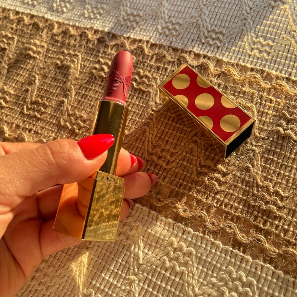 Luxury Rose Pink Lipstick